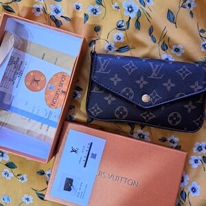 Louis Vuitton Monogram Envelope Wallet - Brown/Gold Hardware